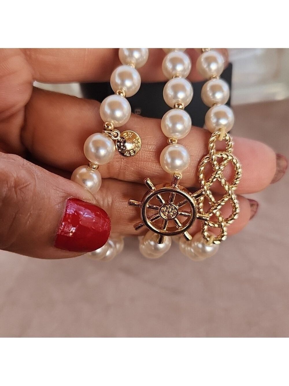 J. Crew faux Pearls Bracelet Set‎ Nautical Charm,  Gold Tone ship Wheel Charm - Picture 6 of 7